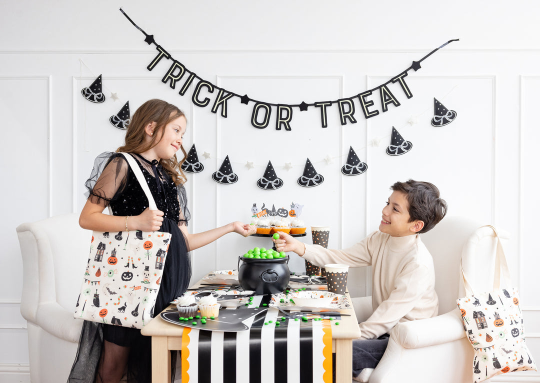 Bolsa Canva "Tricks & Treats"