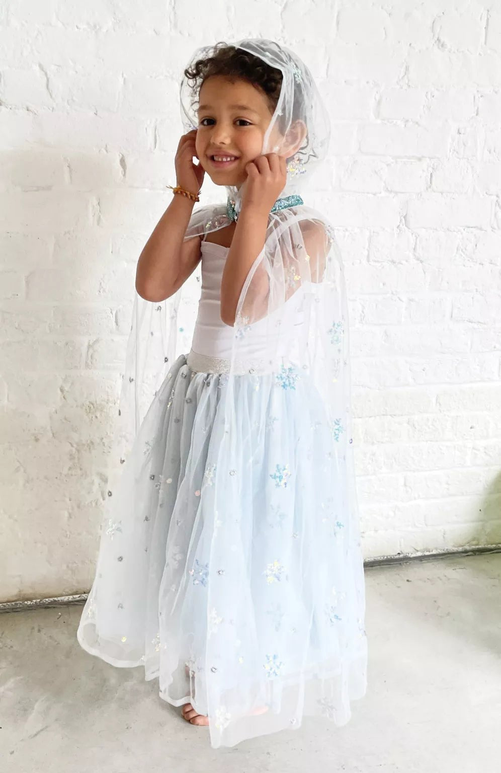 Disfraz Capa Tul Azul Princesa del Hielo
