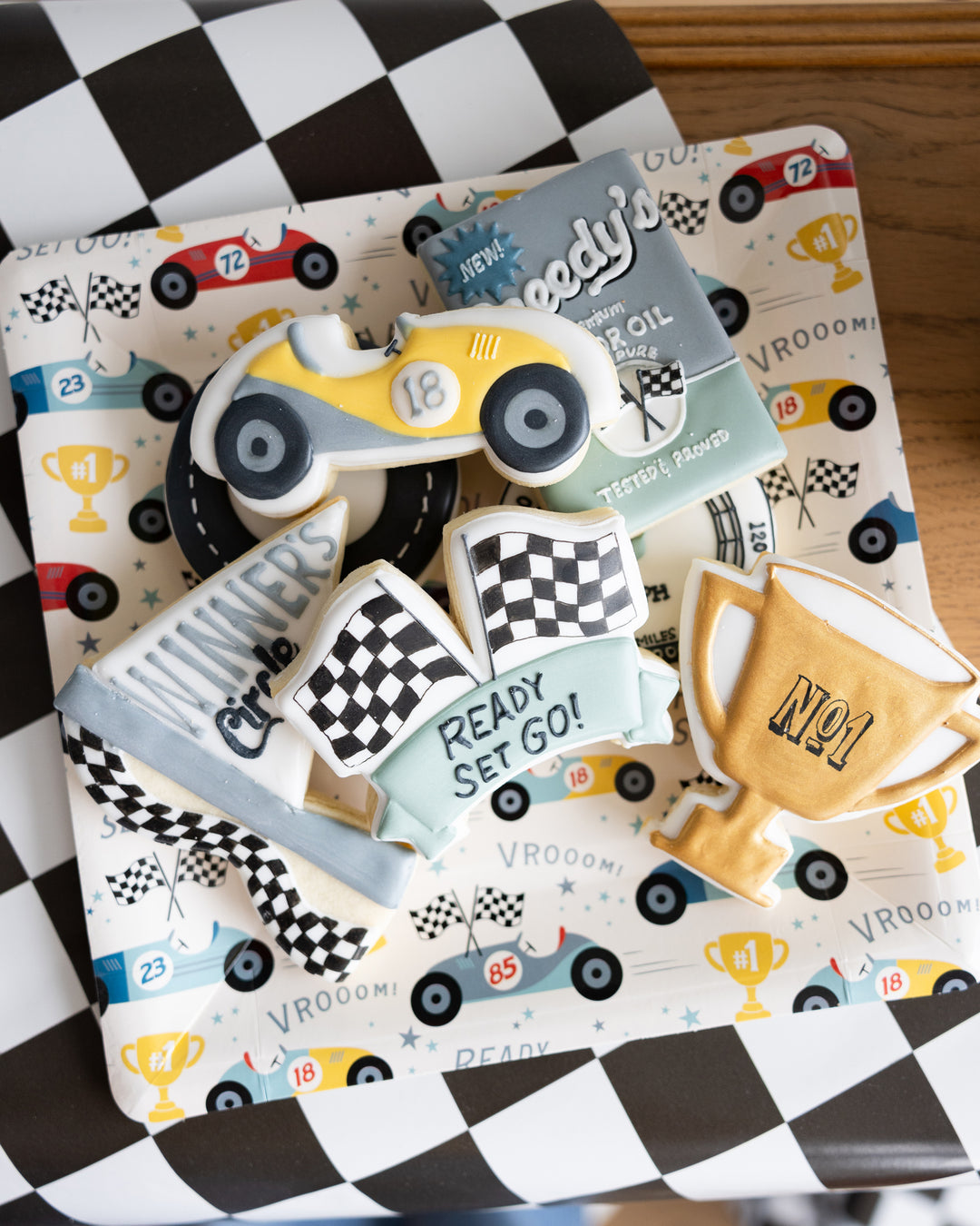 Plato "Carrera de Autos"