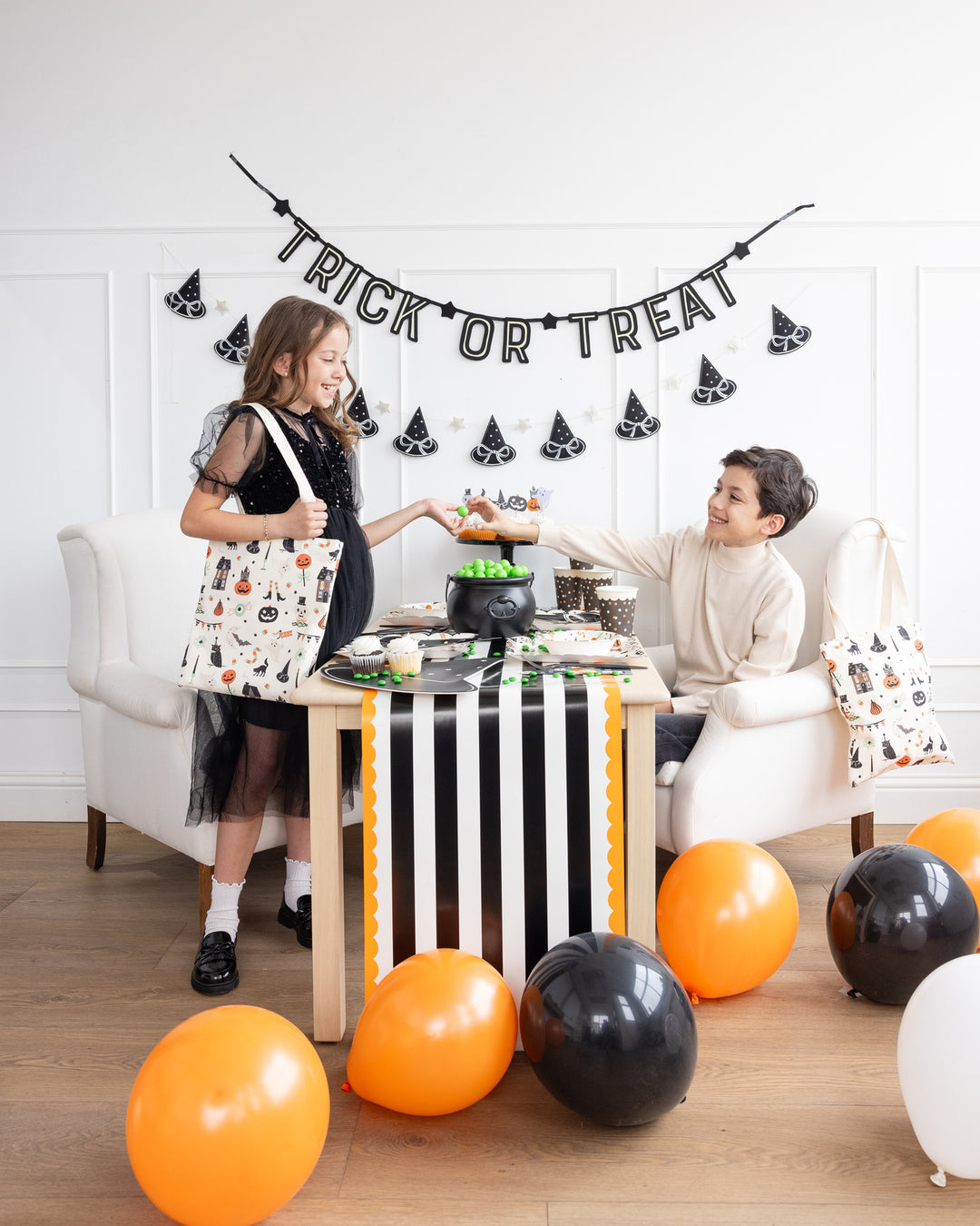 Guirnalda Fieltro Trick or Treat Glow in the Dark