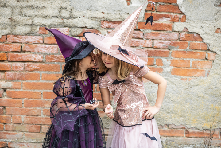 Vestido de Bruja Elegante con Sombrero